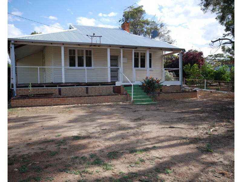 17 Felspar Street, Narrogin WA 6312