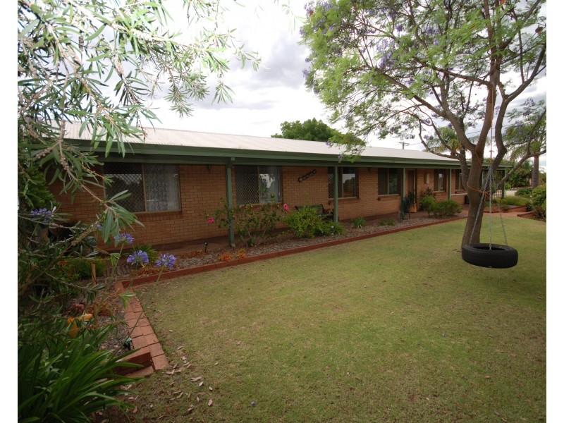 1 Gray Street, Narrogin WA 6312