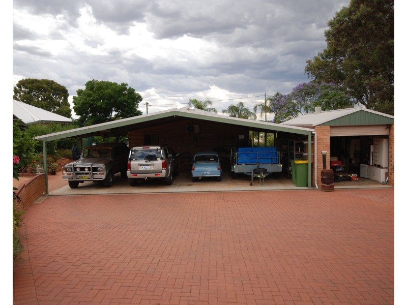 1 Gray Street, Narrogin WA 6312