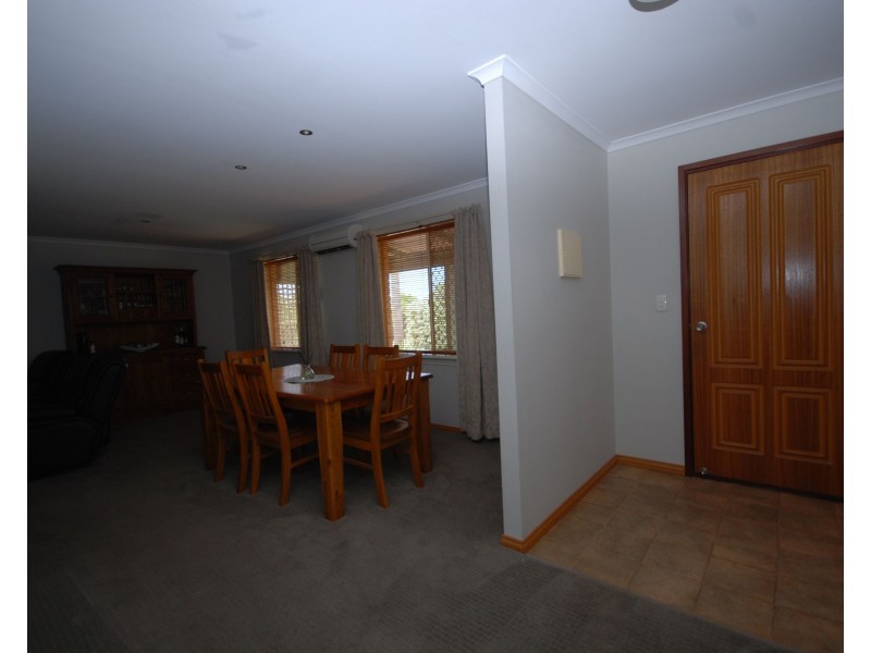 1 Gray Street, Narrogin WA 6312