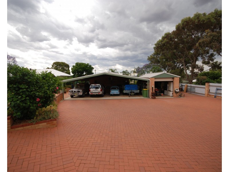 1 Gray Street, Narrogin WA 6312