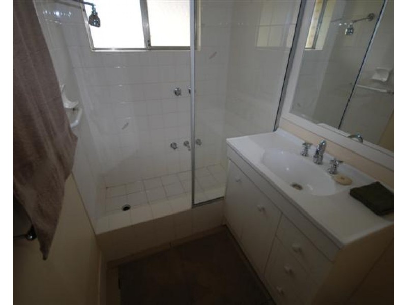 1B Sydney Hall Way, Narrogin WA 6312