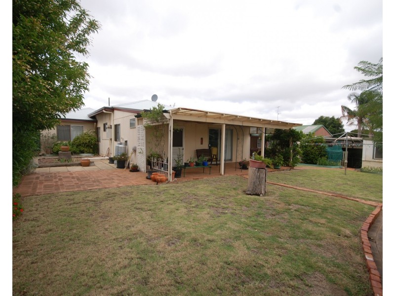 19 Northwood Street, Narrogin WA 6312