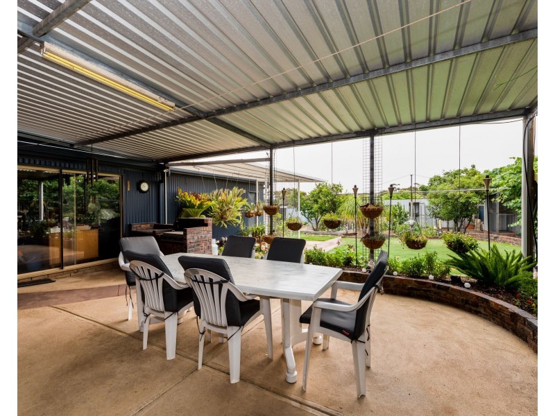 33 Fox Street, Narrogin WA 6312