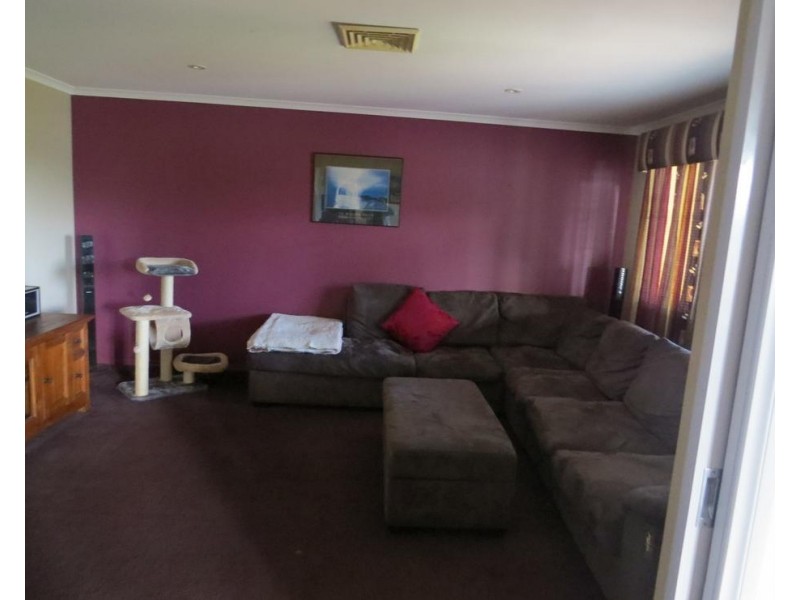 25 Hansard Street, Narrogin WA 6312