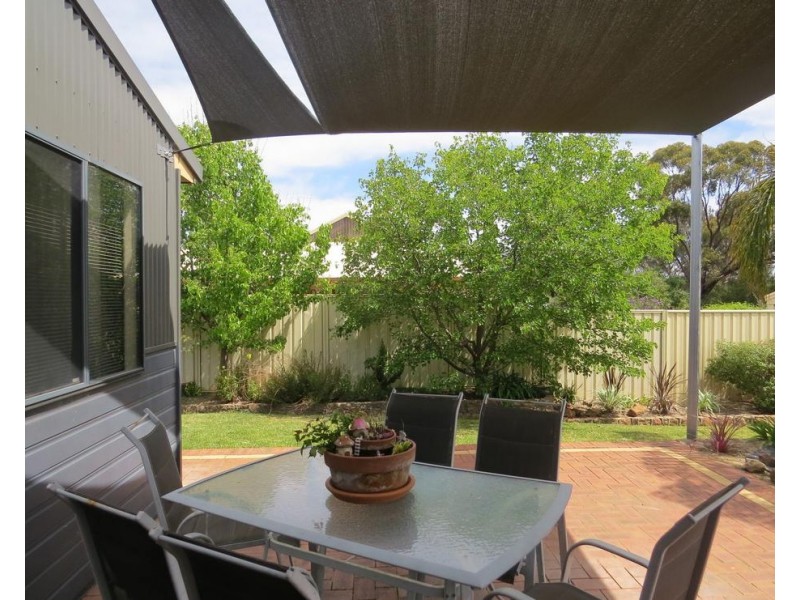 25 Hansard Street, Narrogin WA 6312