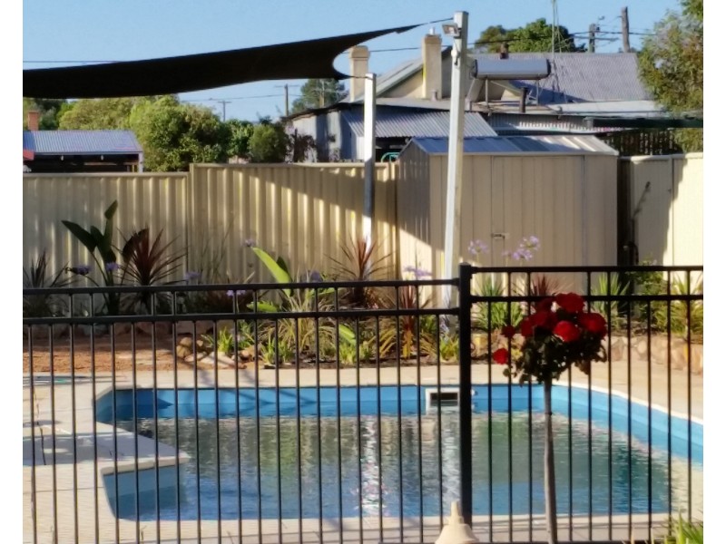 25 Hansard Street, Narrogin WA 6312