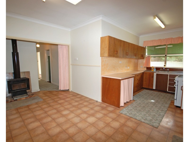 14 Kitchener Street, Wagin WA 6315