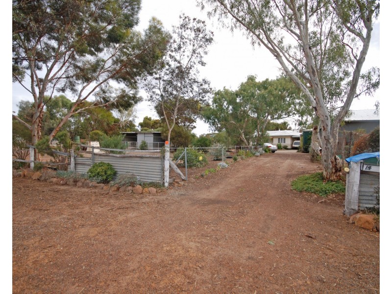 14 Kitchener Street, Wagin WA 6315