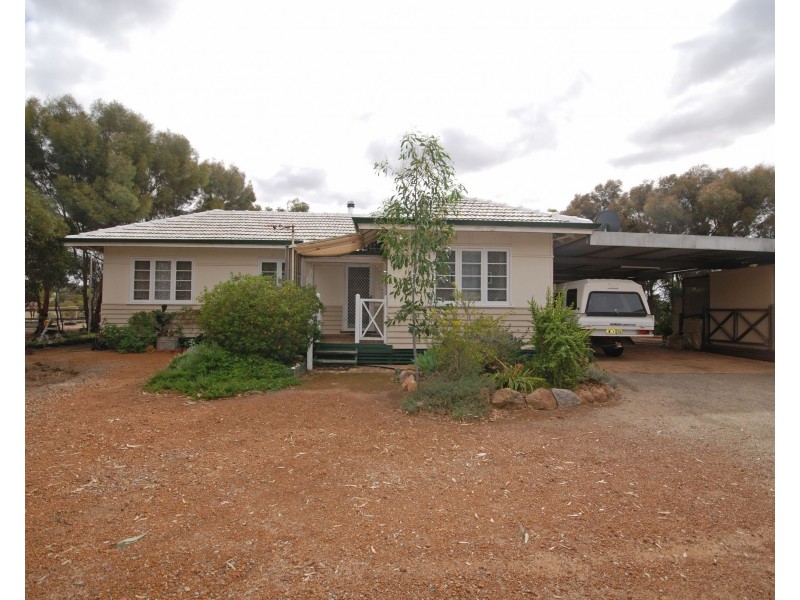 14 Kitchener Street, Wagin WA 6315