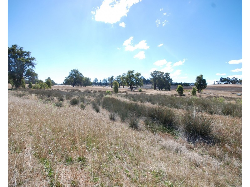 11 Mellows Road, Wandering WA 6308