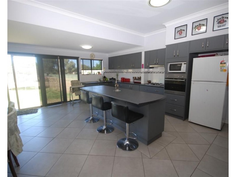 42 Doney Street, Narrogin WA 6312