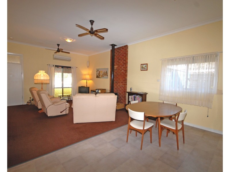 37 Doney Street, Narrogin WA 6312