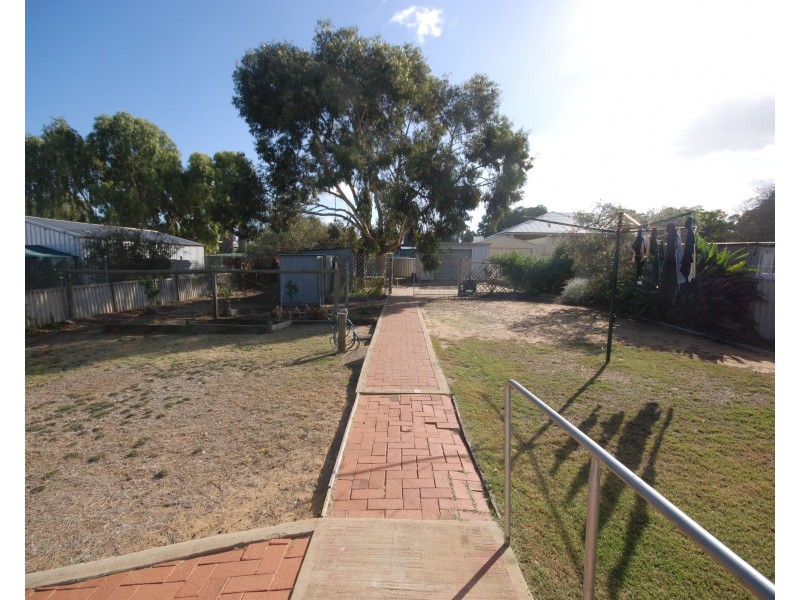 37 Doney Street, Narrogin WA 6312