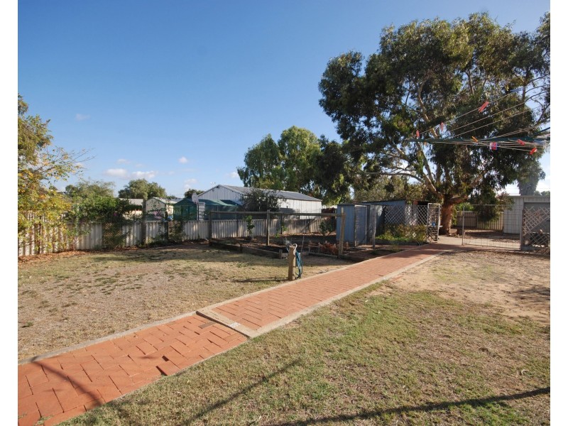 37 Doney Street, Narrogin WA 6312