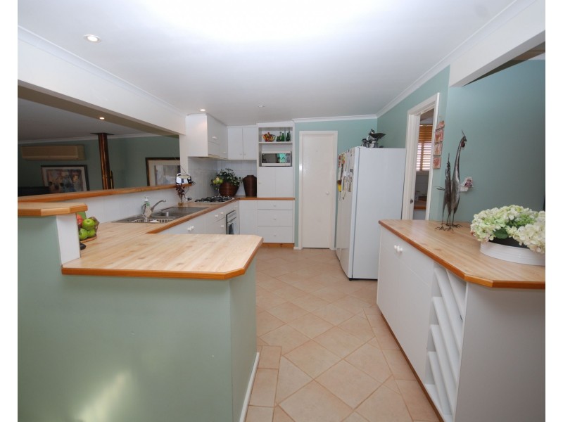 4 Adam Street, Williams WA 6391