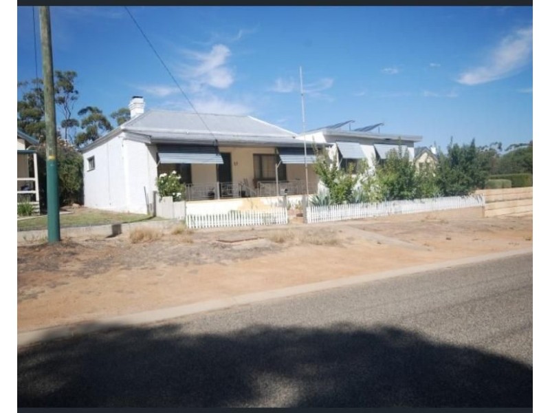57 Stratford Street, Pingelly WA 6308