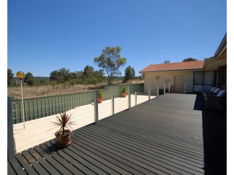 13 and 15 Narrakine Road, Narrogin WA 6312