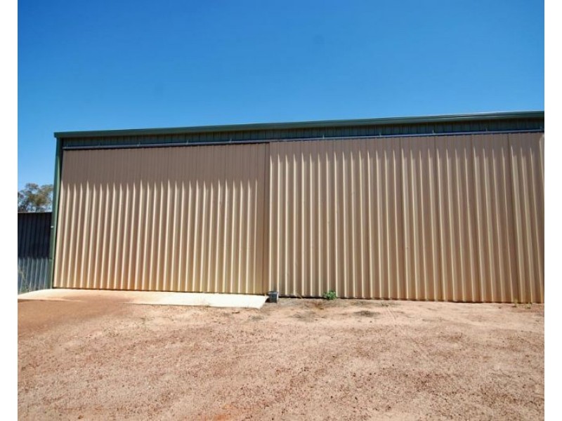 13 and 15 Narrakine Road, Narrogin WA 6312