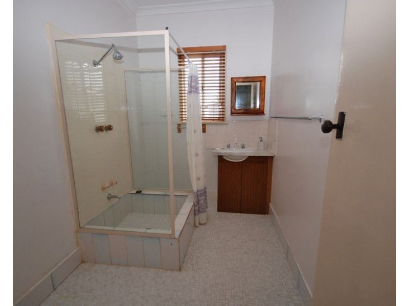 34 Grant Street, Narrogin WA 6312