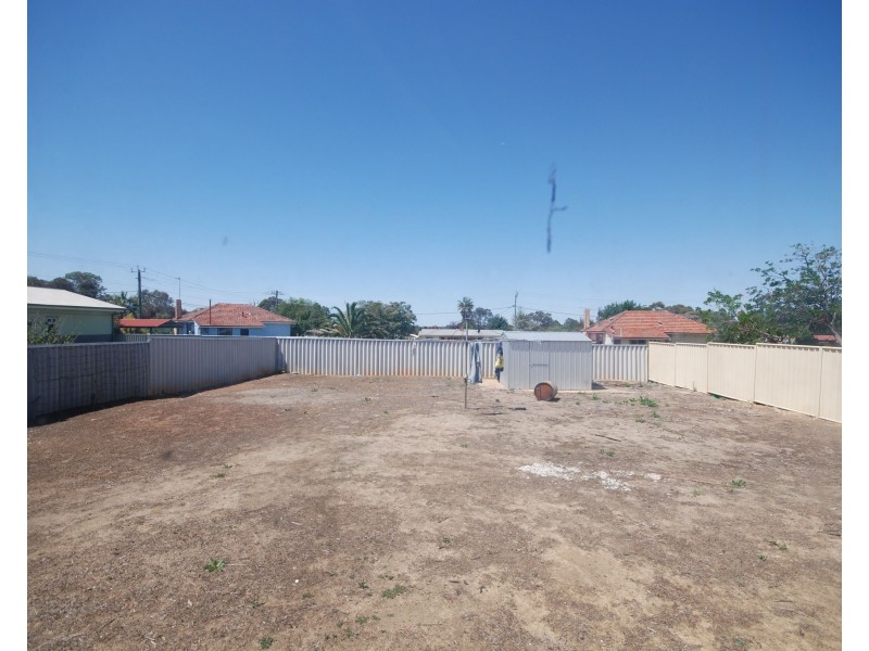 3 Lefroy Street, Narrogin WA 6312