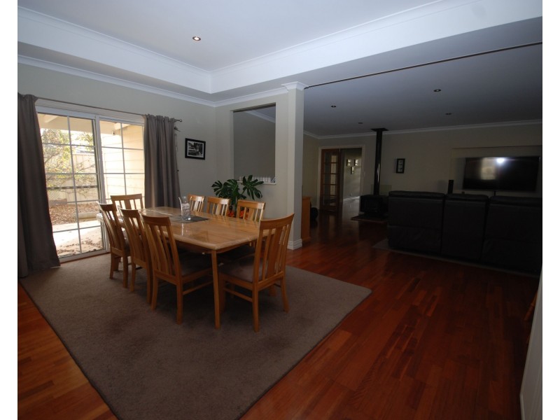 36 Furnival Street, Narrogin WA 6312