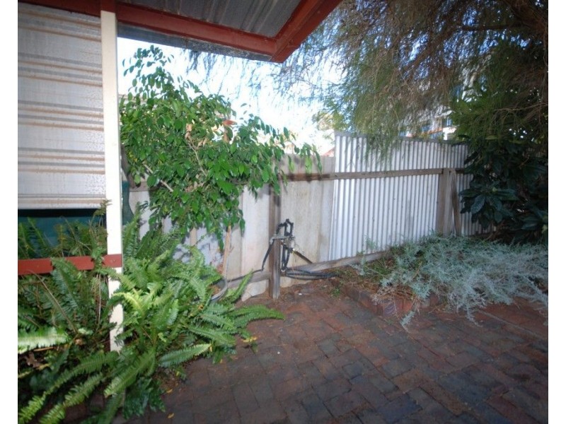 6 Falcon Street, Narrogin WA 6312