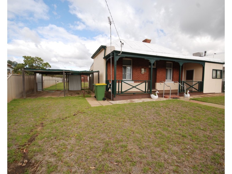 13 Forrest Street, Narrogin WA 6312