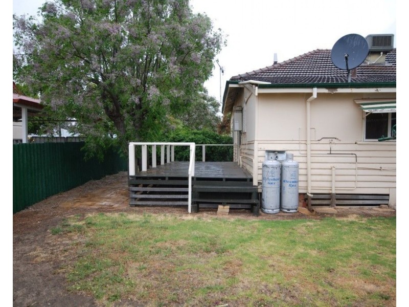 68 Ensign Street, Narrogin WA 6312