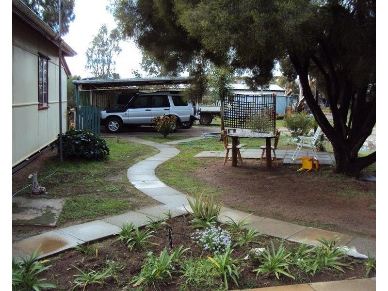 65 Richardson Street, Brookton WA 6306