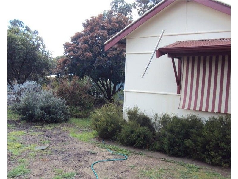 65 Richardson Street, Brookton WA 6306