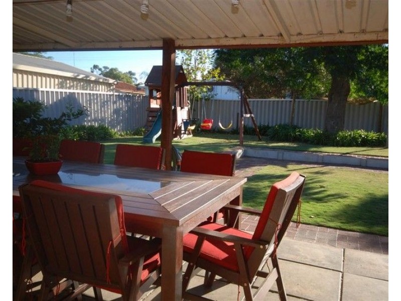 8 Clark Street, Narrogin WA 6312