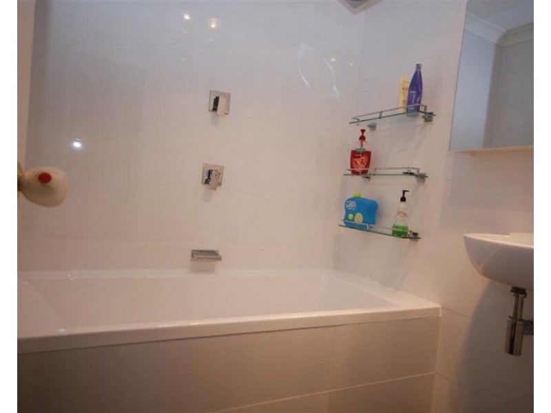 8 Clark Street, Narrogin WA 6312