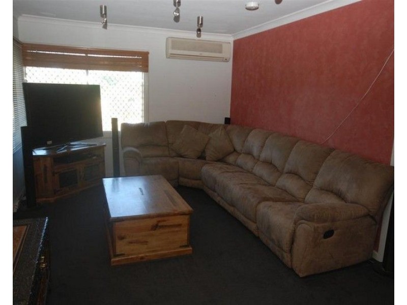 8 Clark Street, Narrogin WA 6312