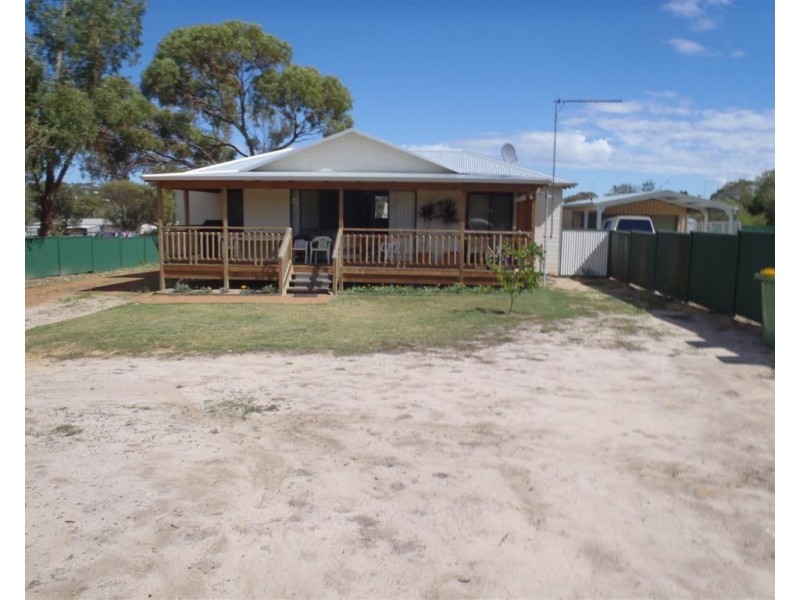 14 Raglan Street, Pingelly WA 6308
