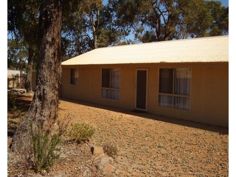 5 Short Street, Narrogin WA 6312