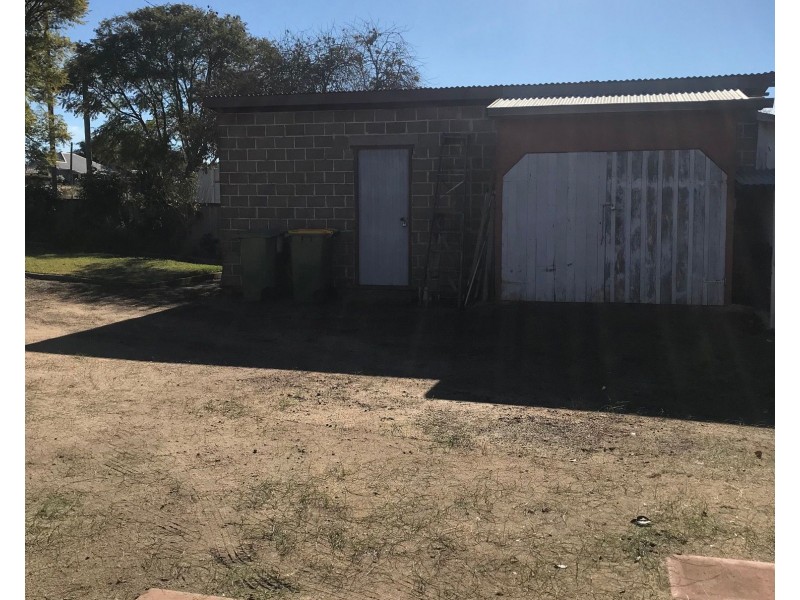 42 Forrest Street, Narrogin WA 6312