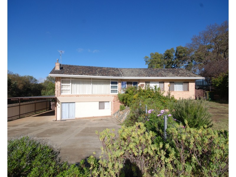 65 Furnival Street, Narrogin WA 6312