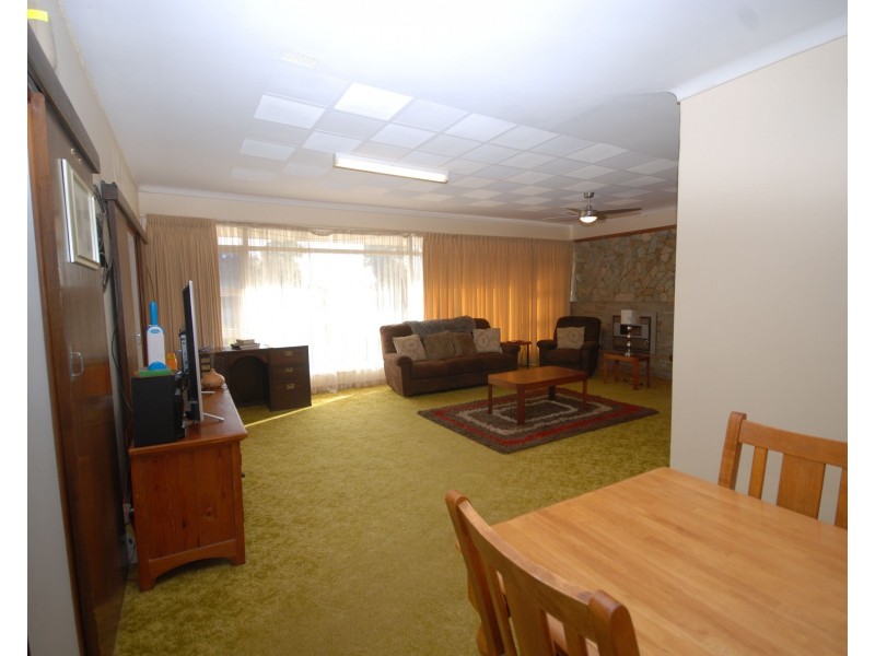 65 Furnival Street, Narrogin WA 6312