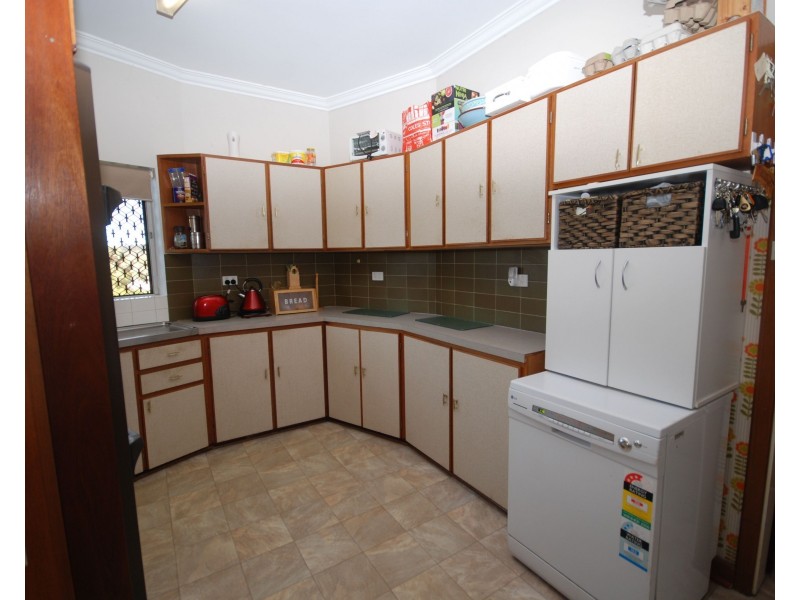 65 Furnival Street, Narrogin WA 6312