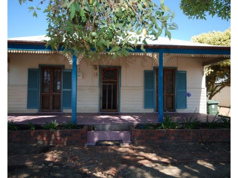 15 May Street, Narrogin WA 6312