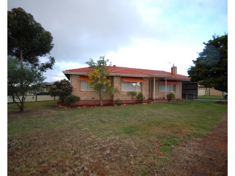 105 Clayton Road, Narrogin WA 6312