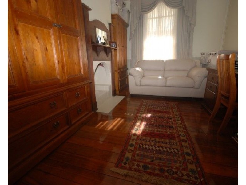 6 Lock Street, Narrogin WA 6312