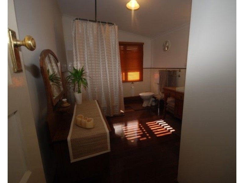 6 Lock Street, Narrogin WA 6312