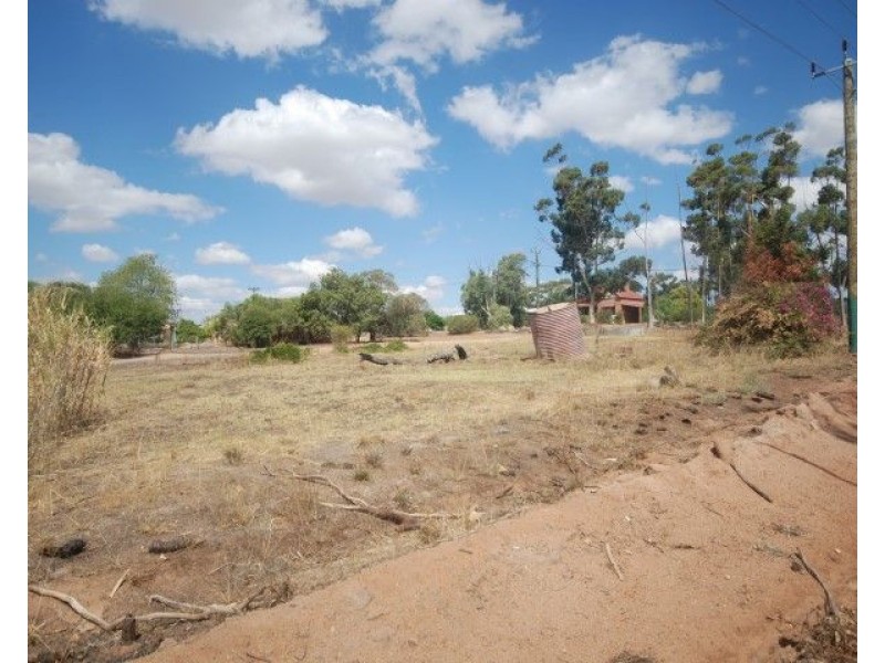 5 Barron Street, Pingelly WA 6308