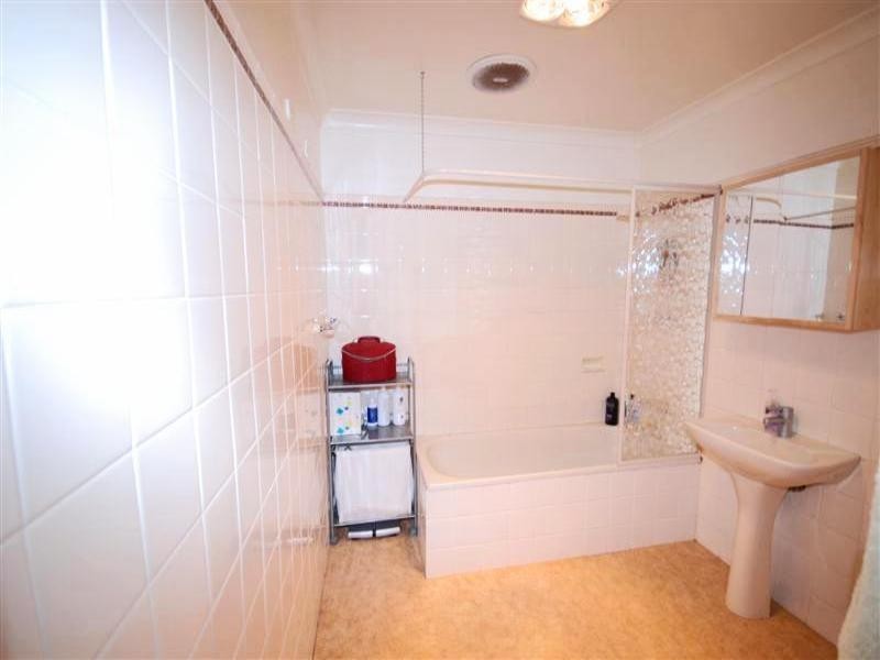 28 Furnival Street, Narrogin WA 6312