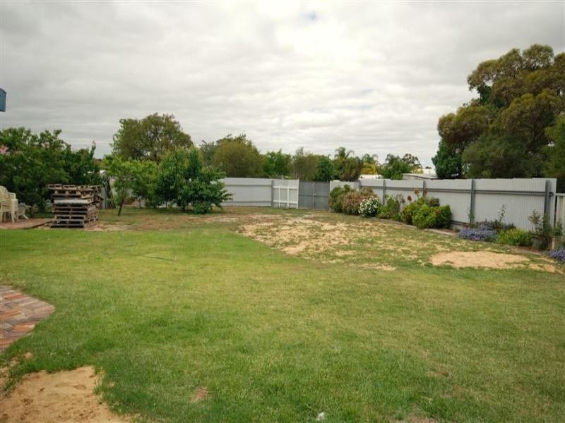 5 Floreat Street, Narrogin WA 6312