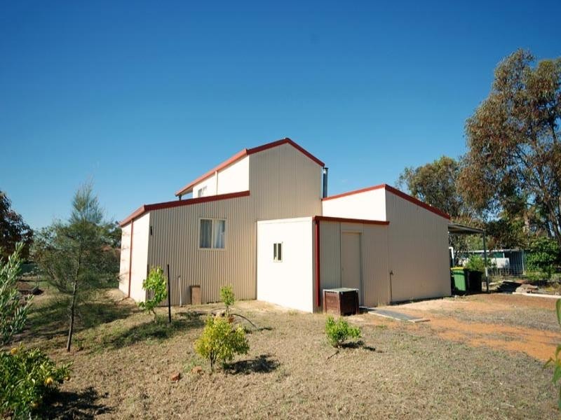 6 Smith Street, Wickepin WA 6370