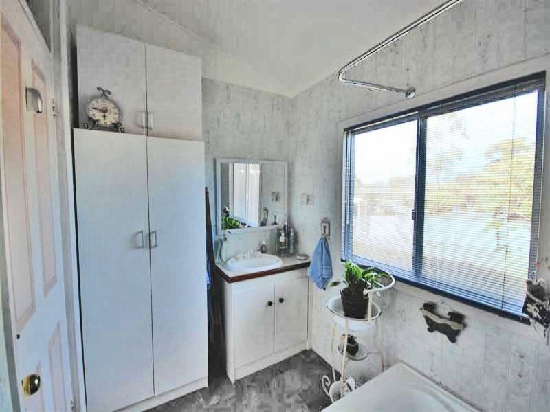 33 Quadrant Street, Pingelly WA 6308