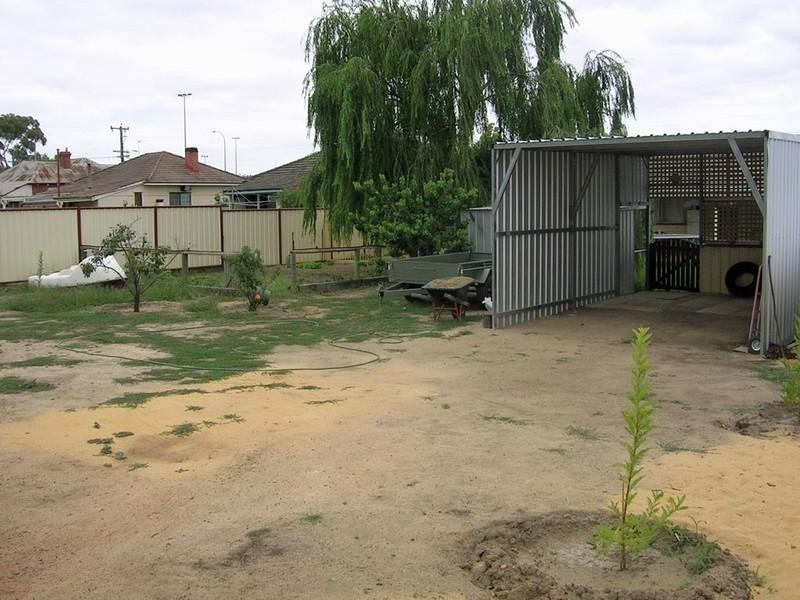 43 Clayton Road, Narrogin WA 6312